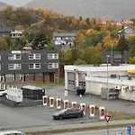 Sentral, Stor I 2 Etg Inntil 4 Pers Appartement
