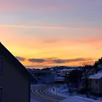 Sentral, Stor I 2 Etg Inntil 4 Pers Appartement