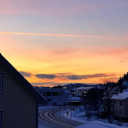 Sentral, Stor I 2 Etg Inntil 4 Pers Apartmán