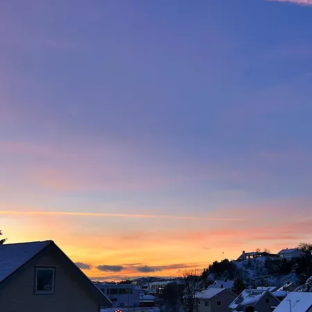 Mountain View, 2 Bedrooms, Svolvaer, Lofoten