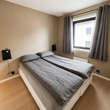 Mountain View, 2 Bedrooms, Svolvaer, Lofoten * 斯沃尔韦尔