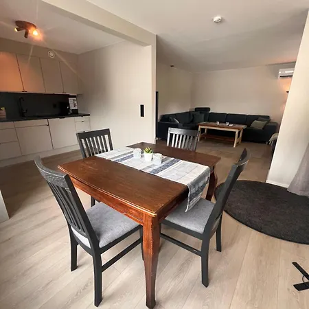 Mountain View, 2 Bedrooms, Svolvaer, Lofoten 公寓 *